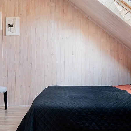 Lodge Maki - 6 Osobowe - Akceptujemy Psiaki